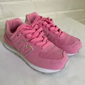 Girls New Balance 574 Pink Sneakers, Like New